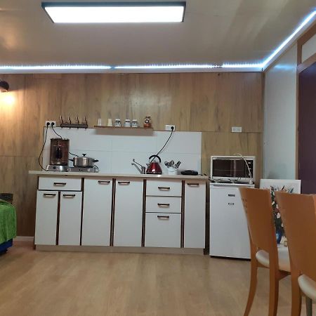 Suite- Studio- Zimmer Bet Sheʼan Exteriör bild